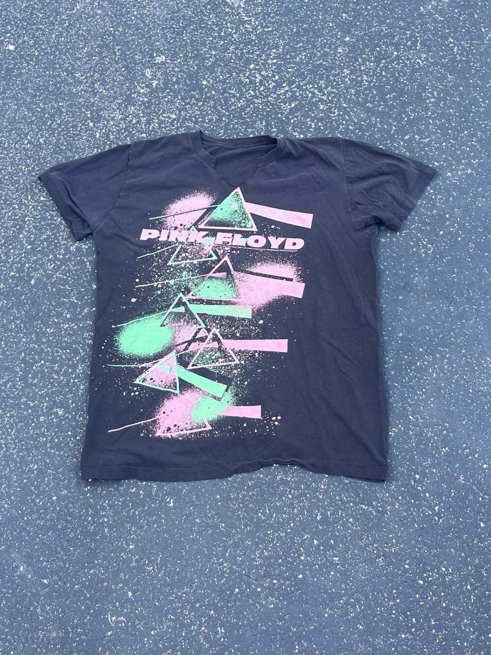 Pink Floyd Graphic T-Shirt 2009 Retro Prism Anthill Trading Music Band Tee